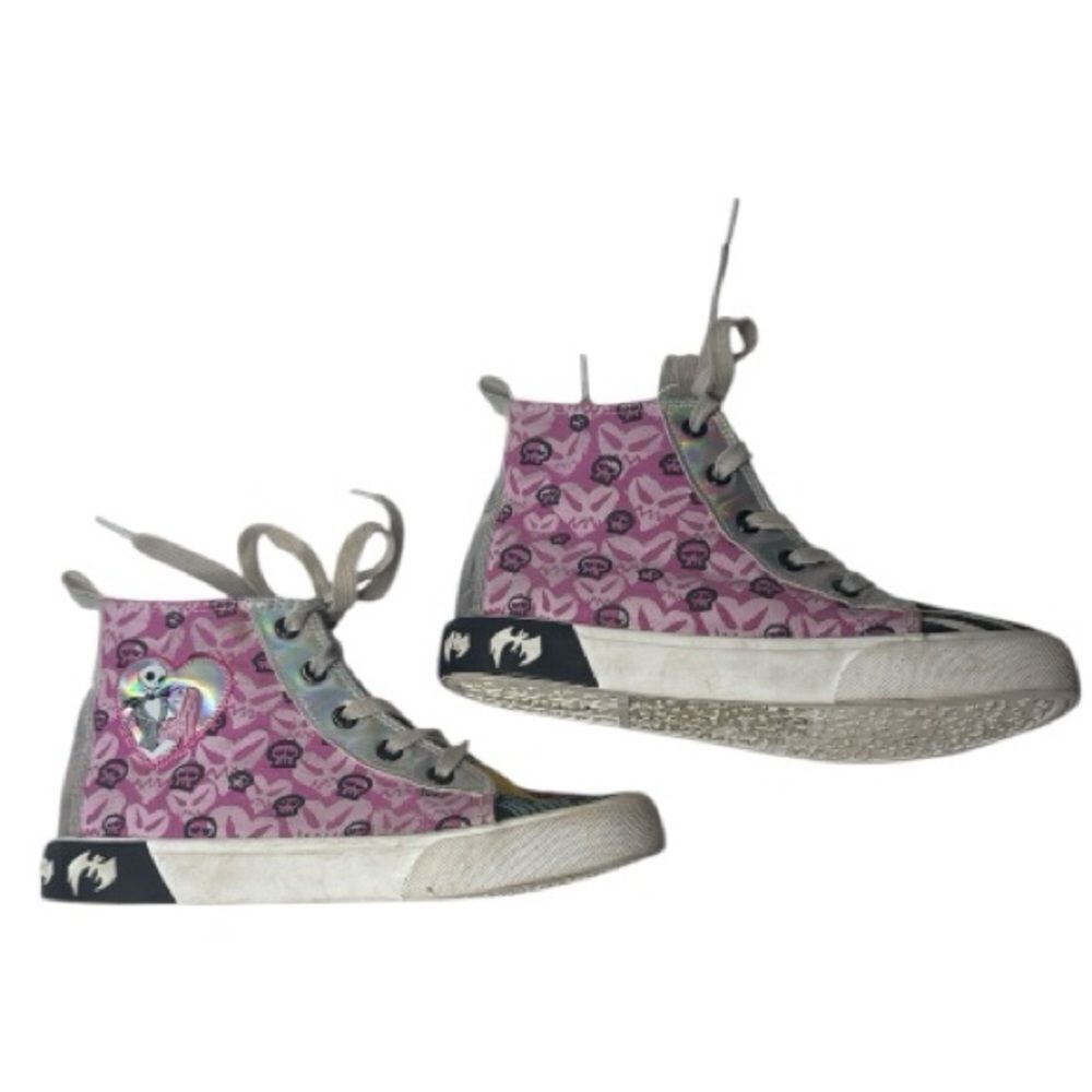 The Nightmare Before Christmas High-Top Girls‎ Sneakers. Size 4.